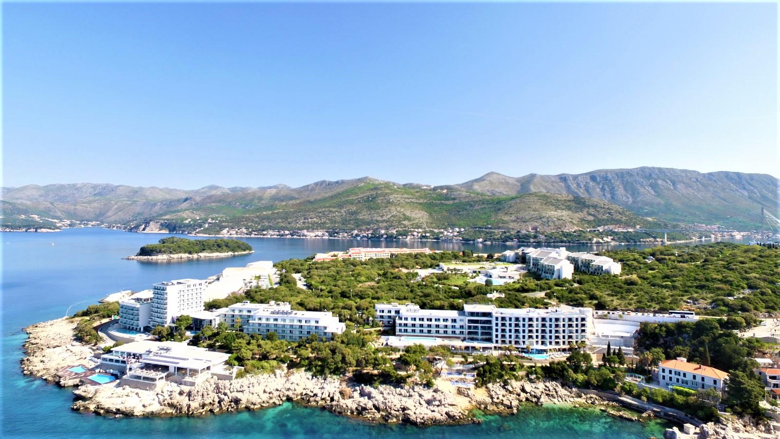 Royal Palm Hotel Dubrovnik Exterior photo View of the resort