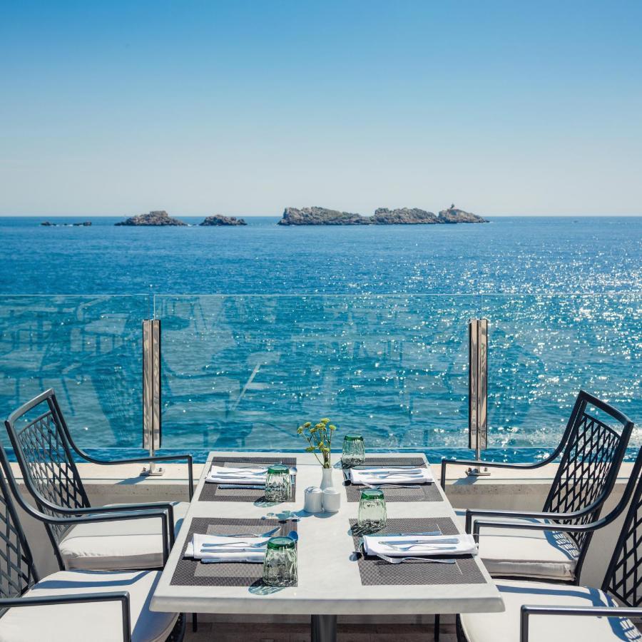 Royal Palm Hotel Dubrovnik Exterior photo View of the islands from the hotel